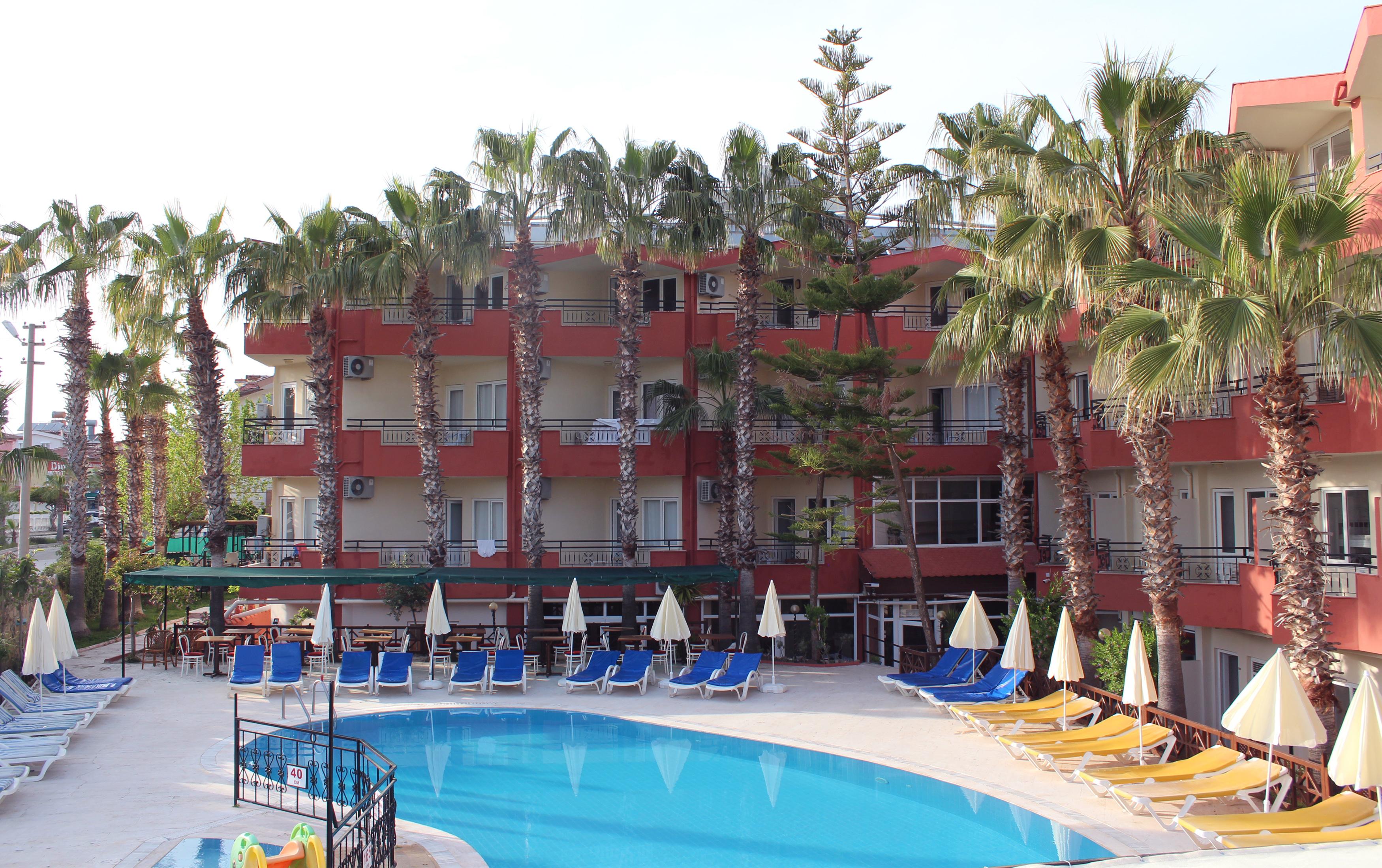 Semoris Hotel Side Luaran gambar