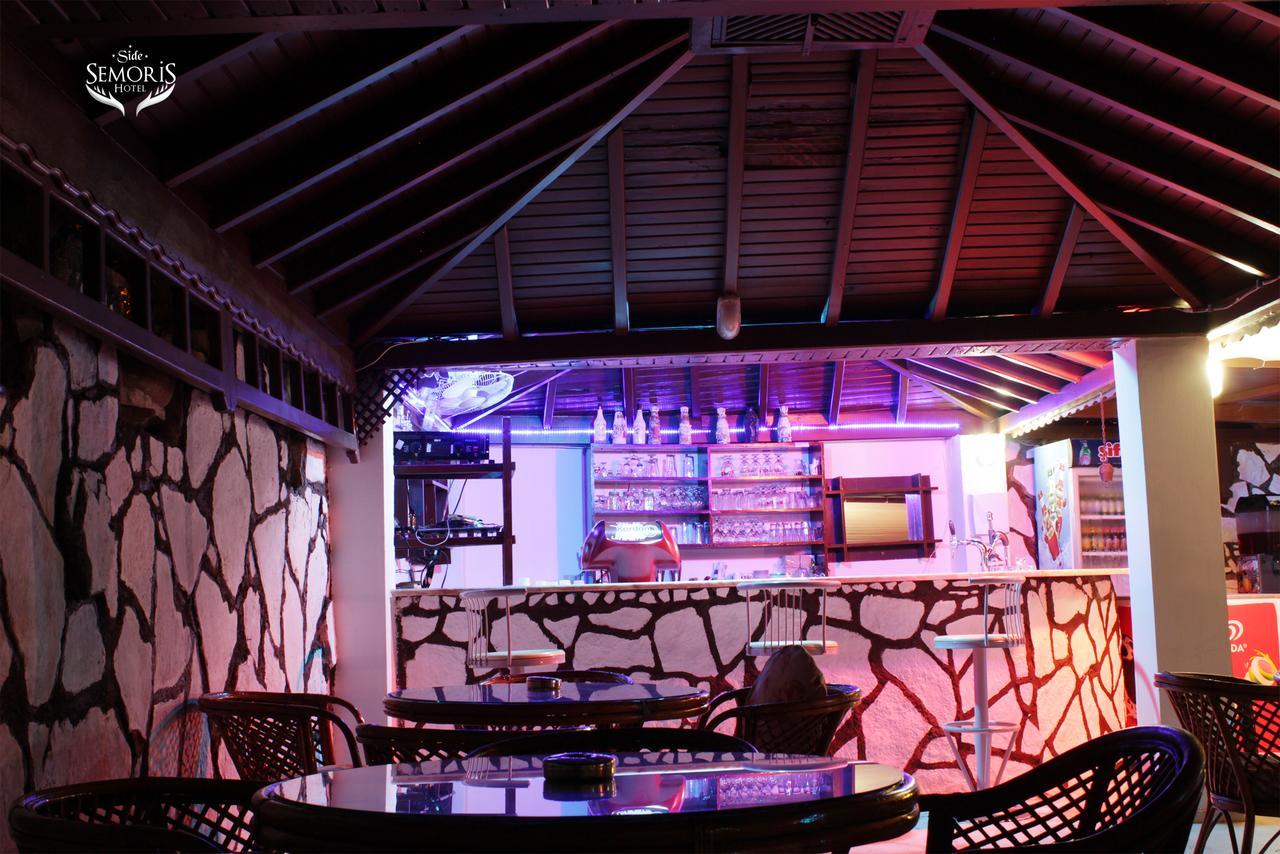 Semoris Hotel Side Luaran gambar